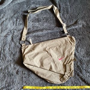 Nike Travel crossbody